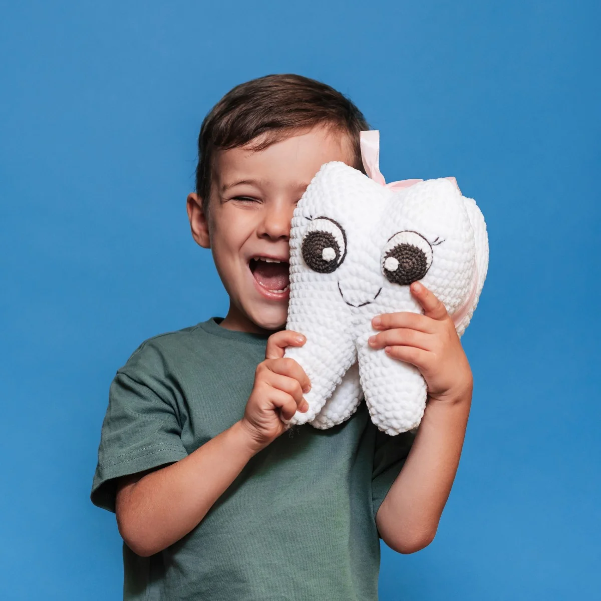 Dental Treatment and Application Process in Children | RivaDent