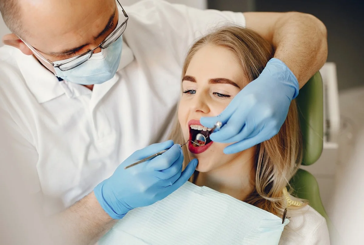 Key Differences Between an Orthodontist and a Dentist | RivaDent